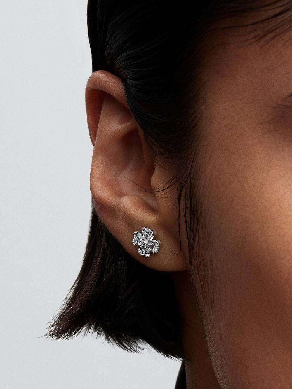 Sparkling Lucky Clover Stud Earrings M6 PZ