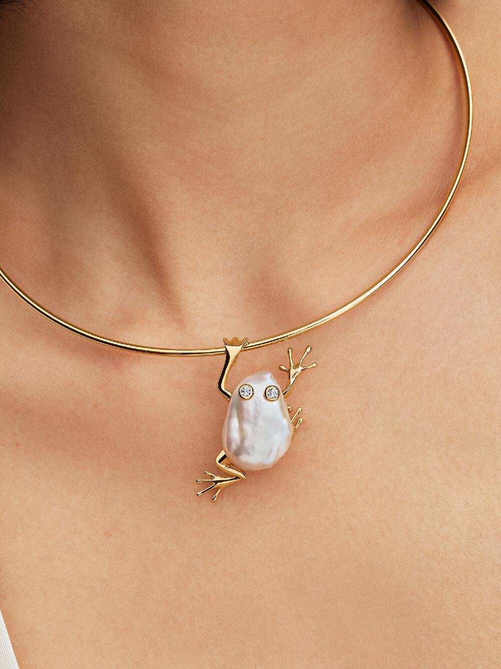 Treated Freshwater Cultured Baroque Pearl Oversized Frog Pendant K2 Tl