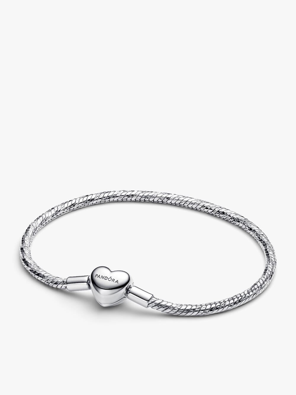 Moments Heart Closure Snake Chain Bracelet F8 84