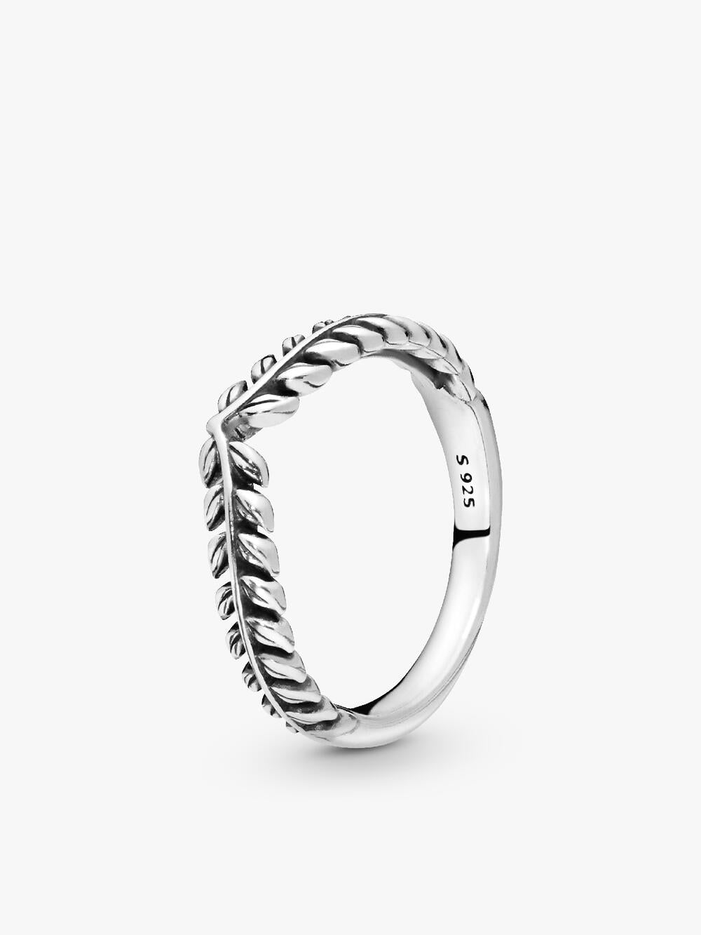 Infinity Knot Ring E4 5M