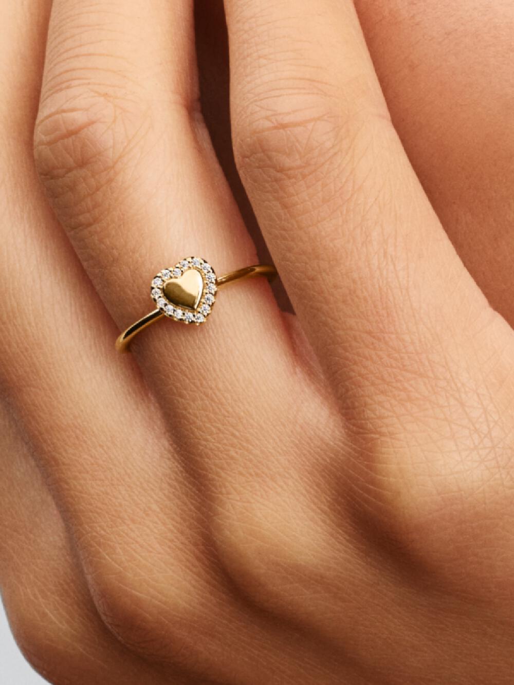 Engravable Heart Halo Ring Z8 I8