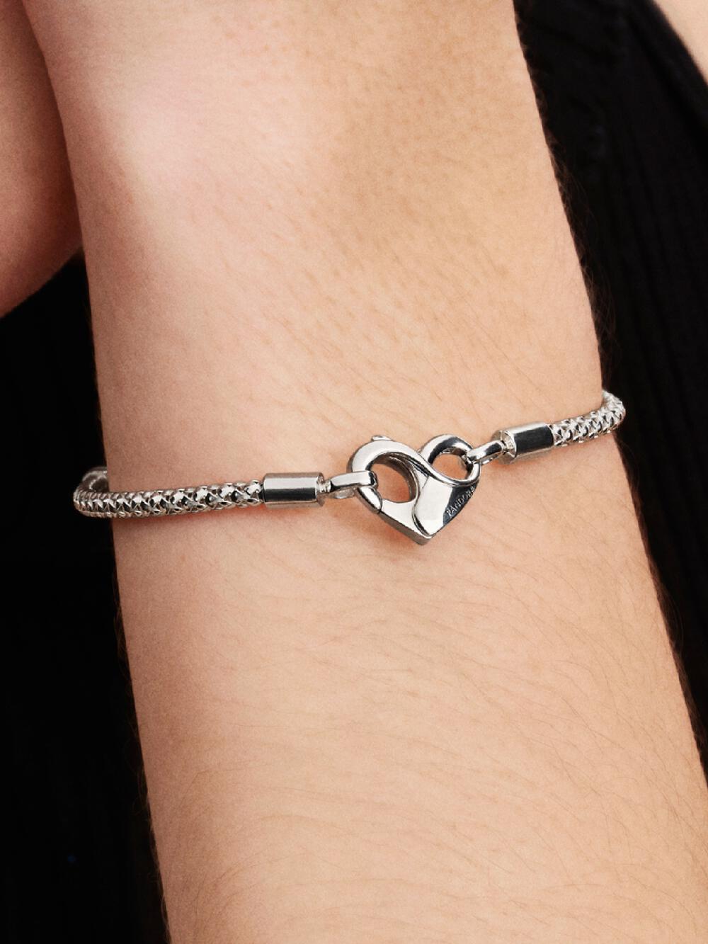 Moments Studded Chain Bracelet Z2 Bw