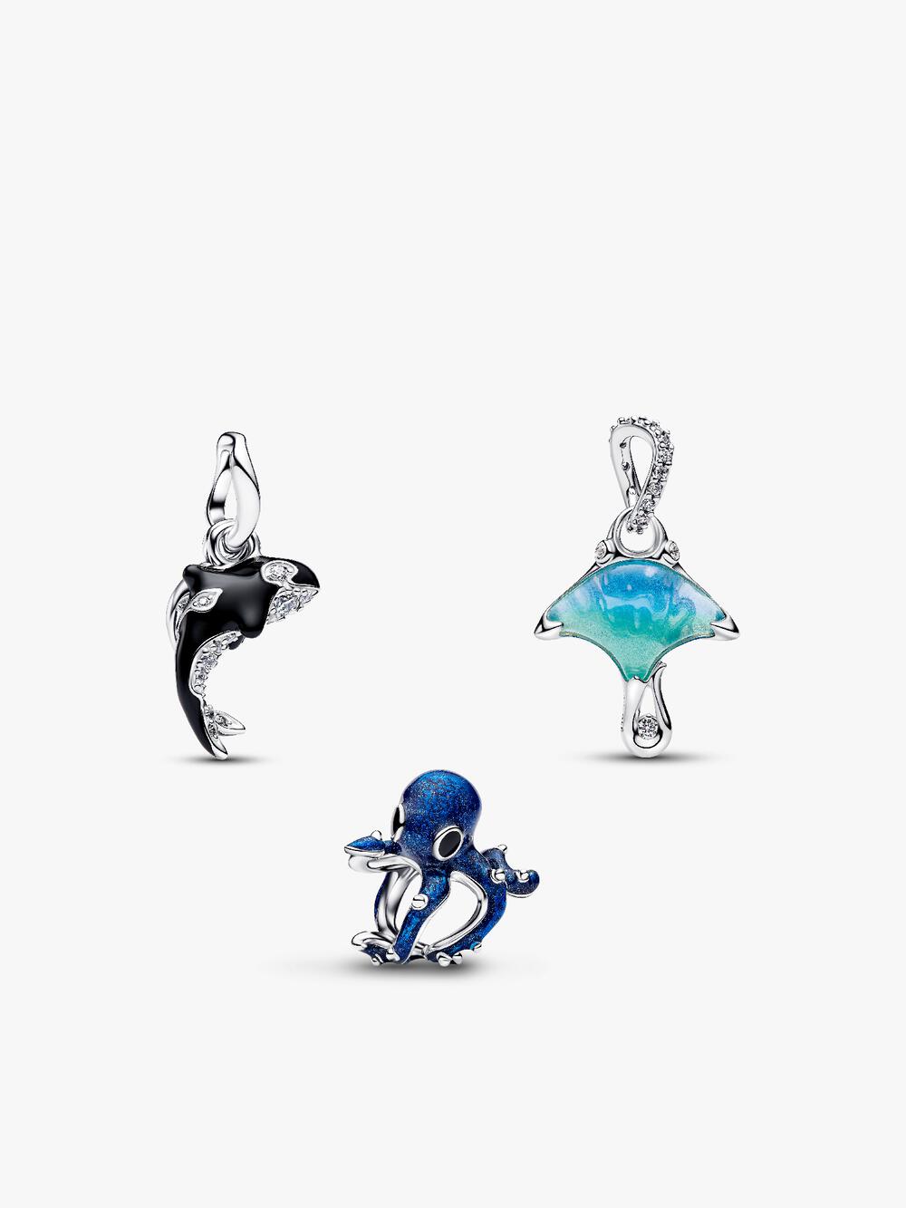 Double Heart Sparkling Ring A7 hC