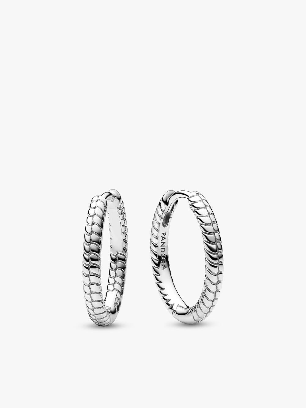 Moments Heart Closure Snake Chain Bracelet F8 84