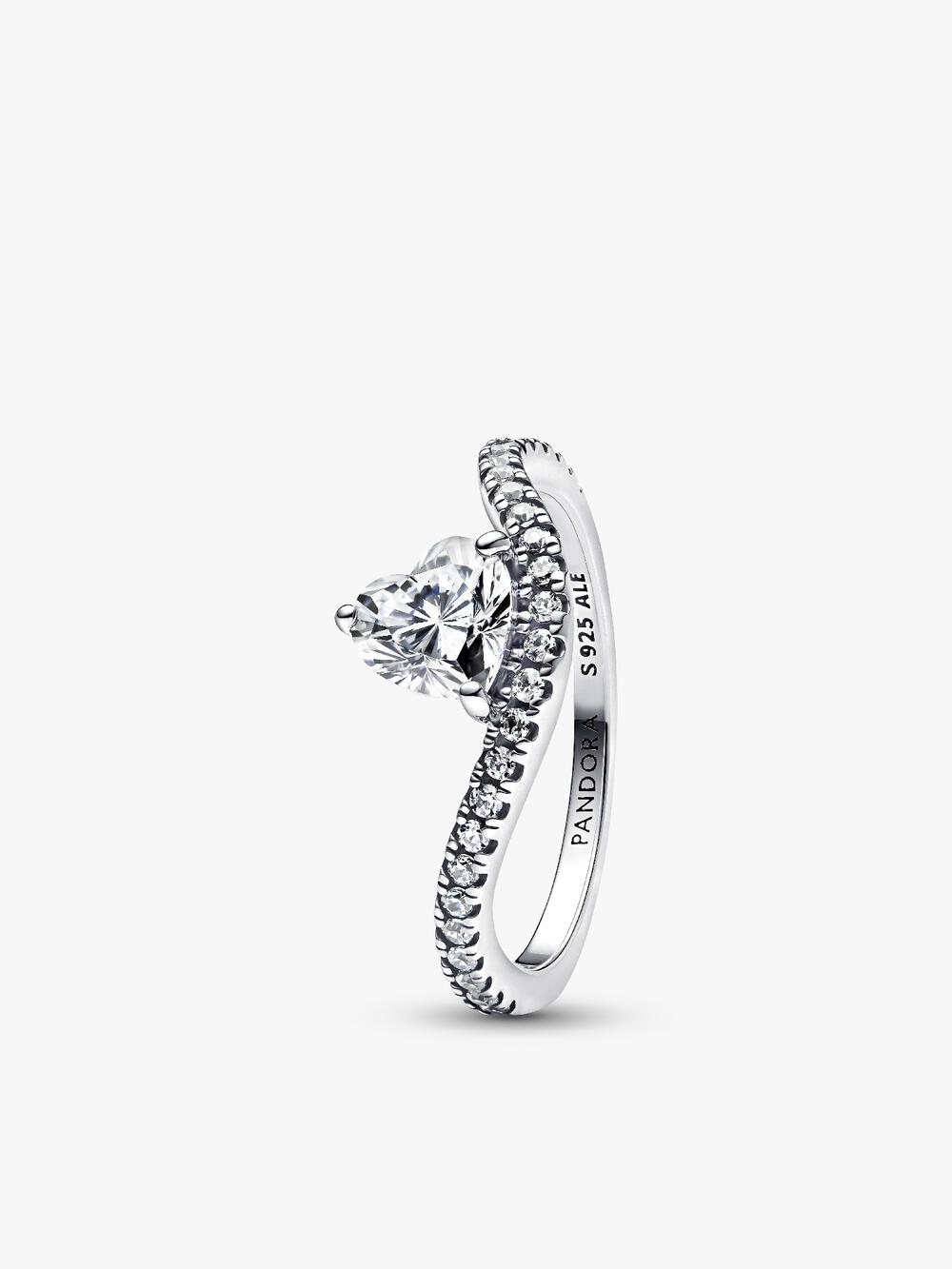 Band of Clear Hearts Ring J9 ts