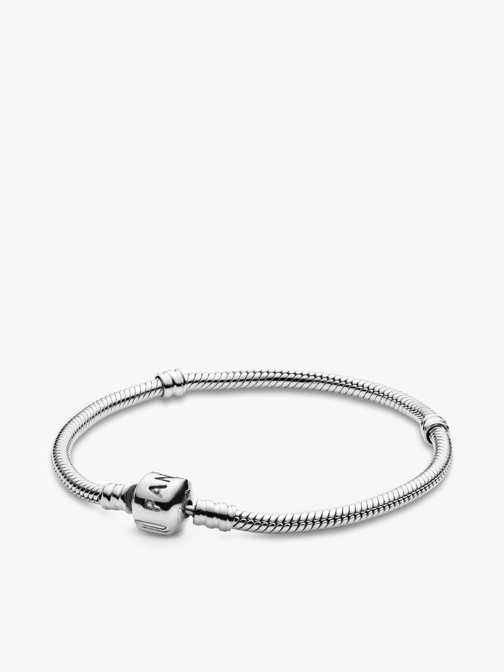 Moments Marvel The Avengers Logo Clasp Snake Chain Bracelet J1 rn