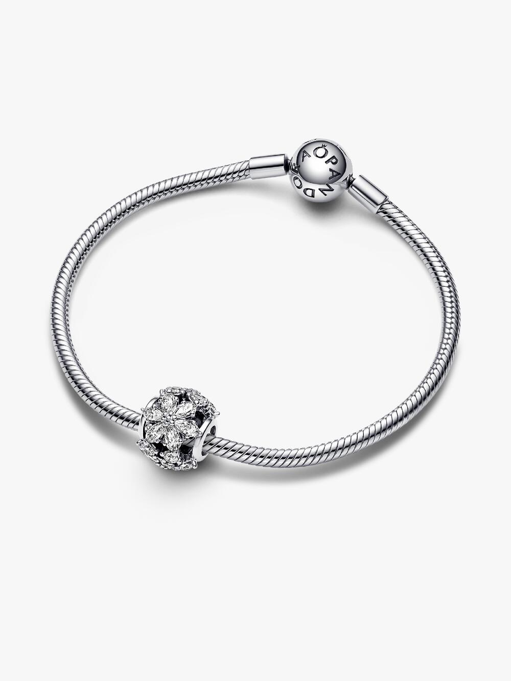 Sparkling Herbarium Cluster Round Charm X3 hP